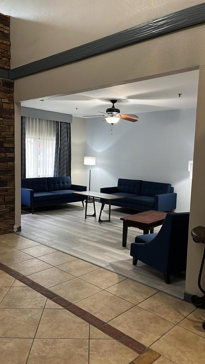 Hotel Days By Wyndham Coffeyville, Kansas