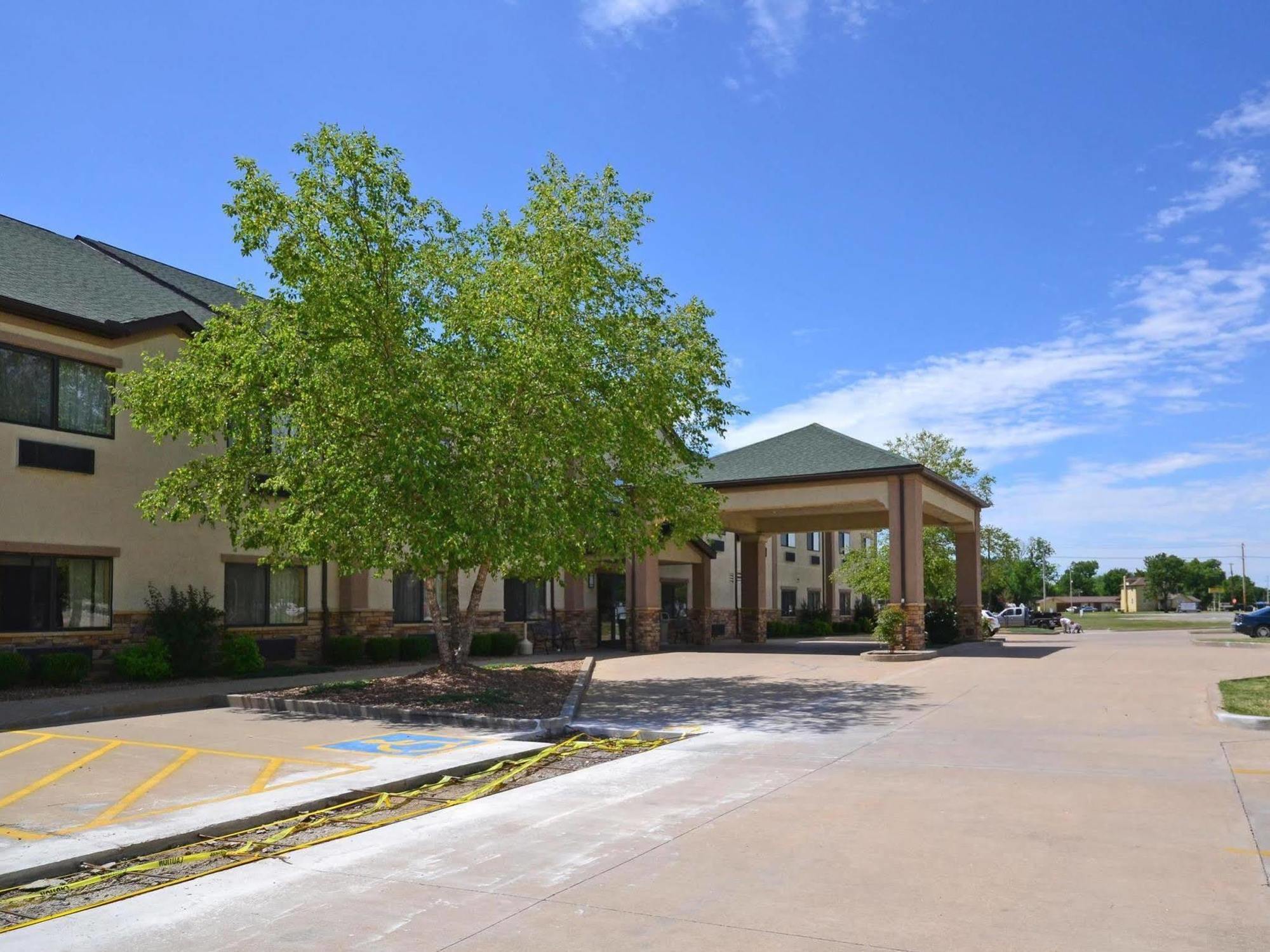 Days By Wyndham Hotel Coffeyville