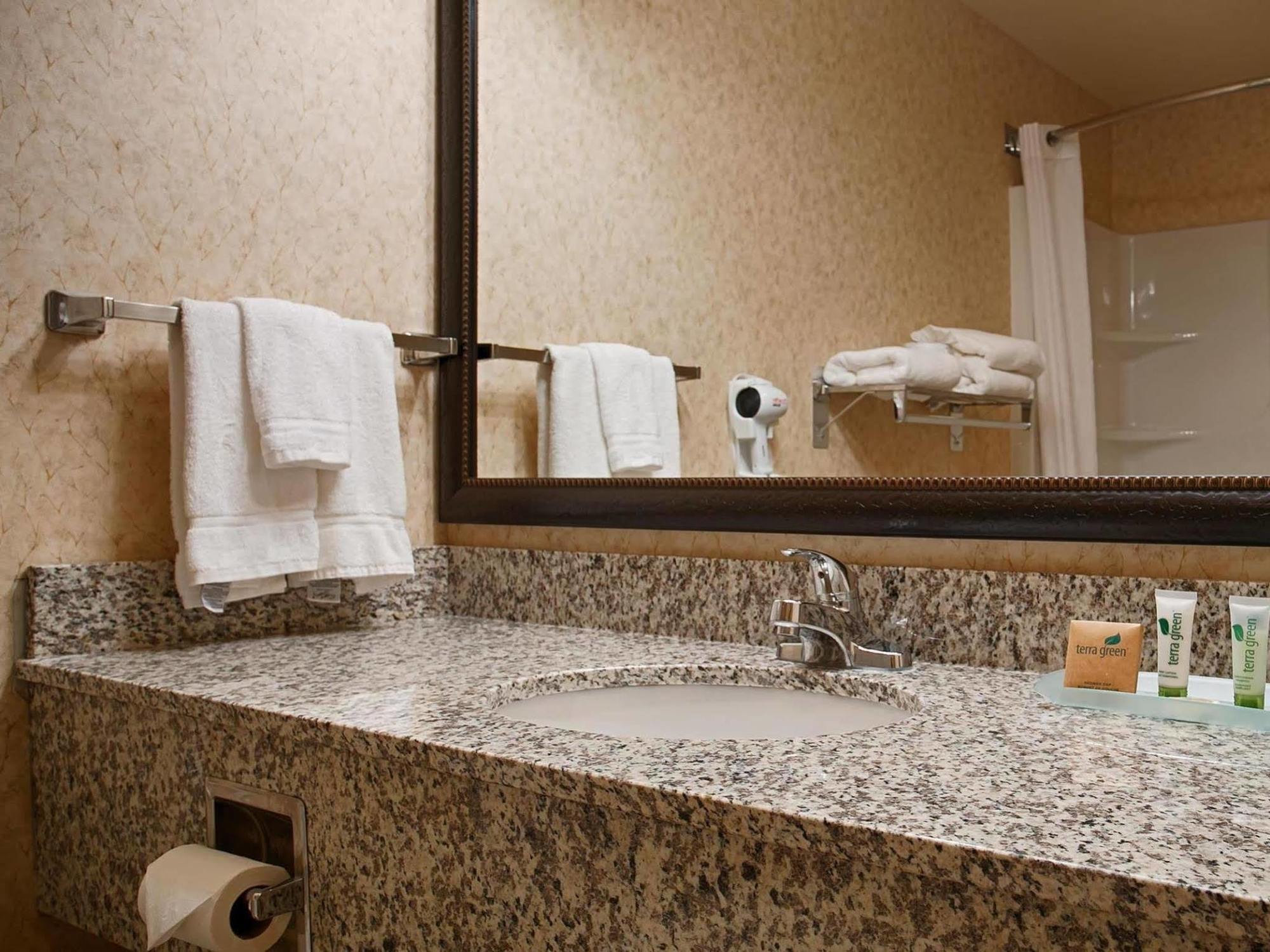 Hotel Days By Wyndham Coffeyville, Kansas